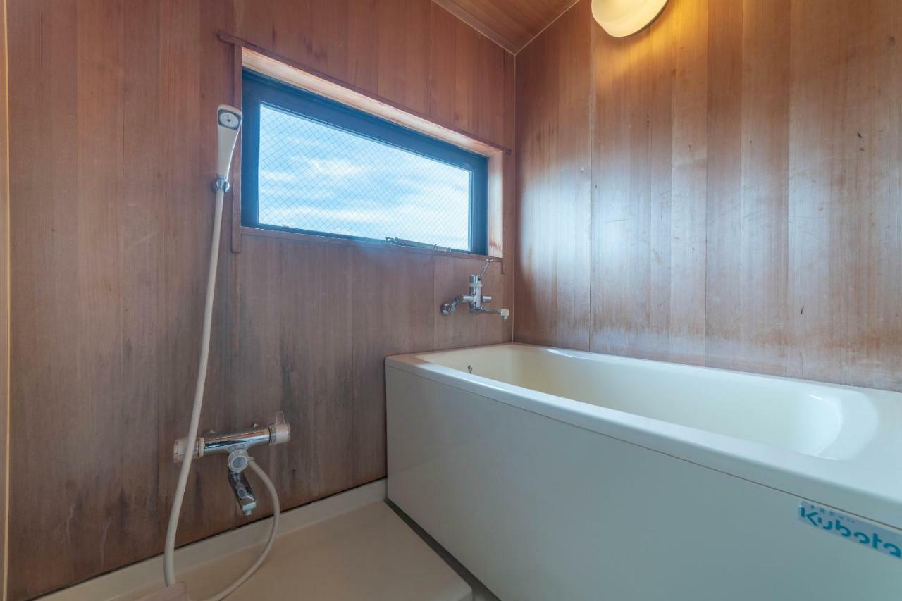 Oyo Business Hotel Nishiura ยคไคจิ ภายนอก รูปภาพ