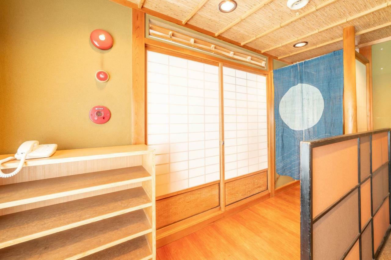 Oyo Business Hotel Nishiura ยคไคจิ ภายนอก รูปภาพ